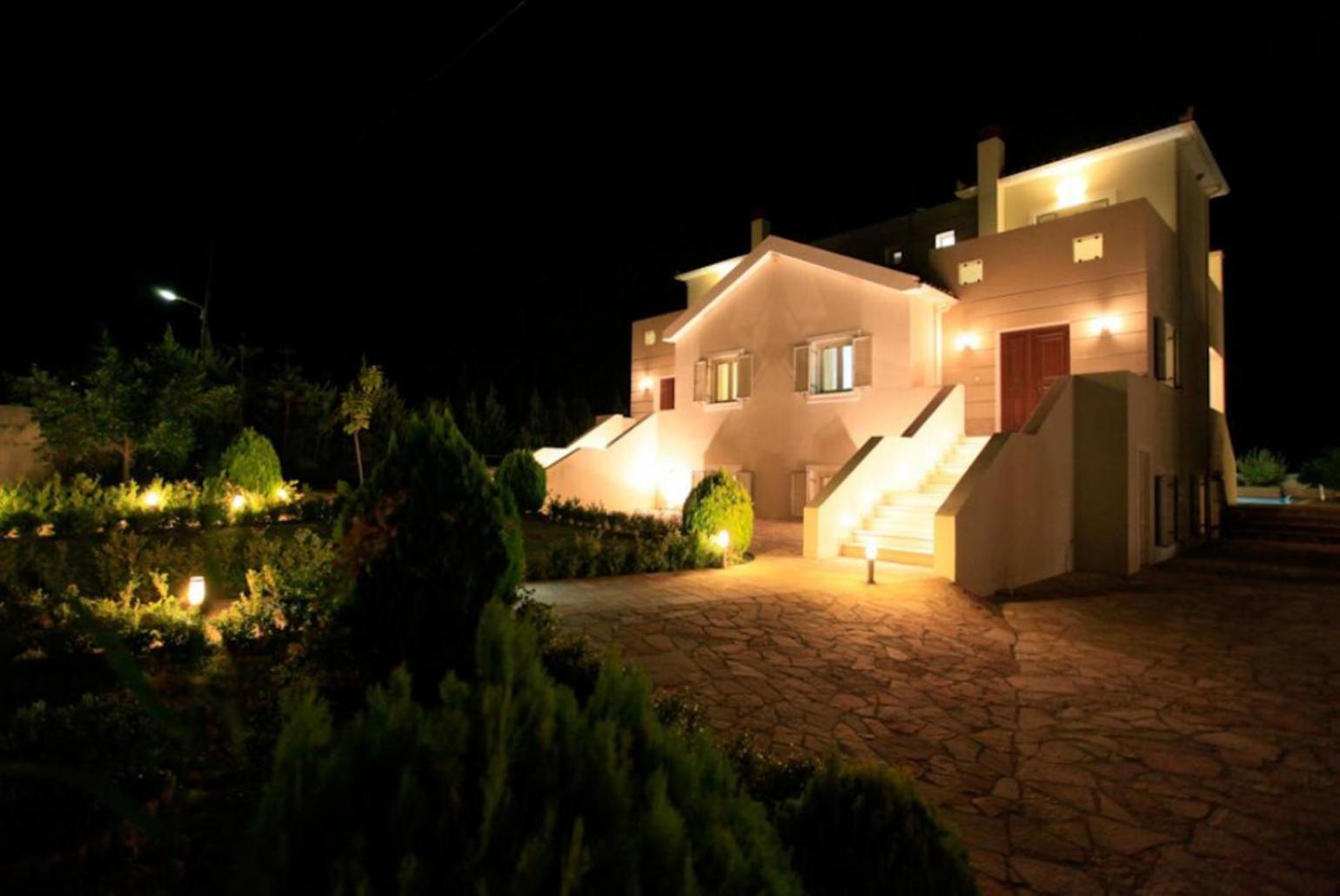 Villa Fedra Poros  Eksteriør billede