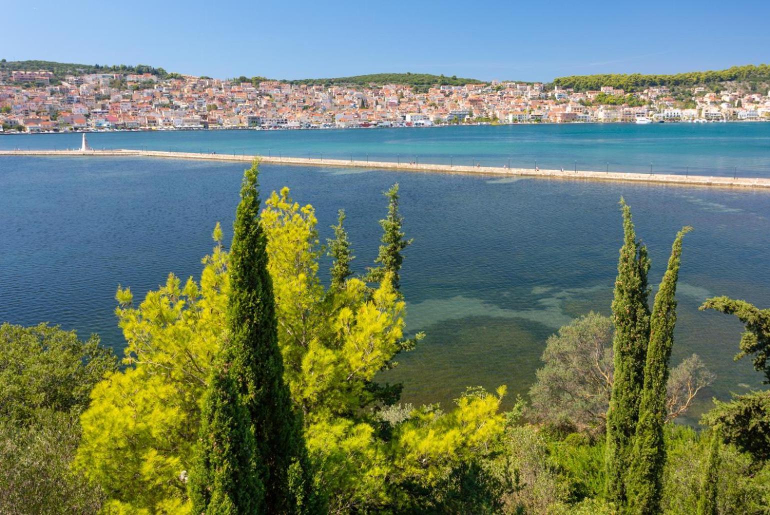 Villa Fedra Poros  Eksteriør billede