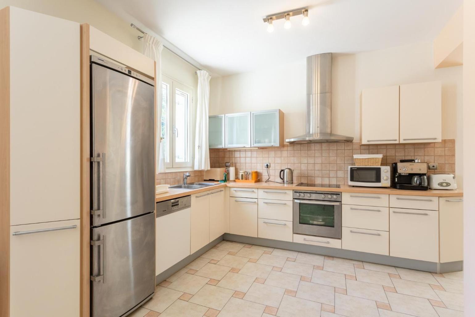 Villa Fedra Poros  Eksteriør billede
